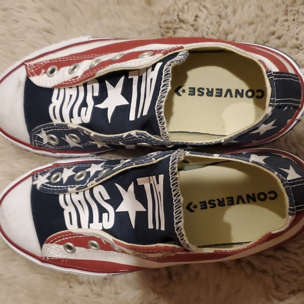 Shoes - Picture 2 of 4